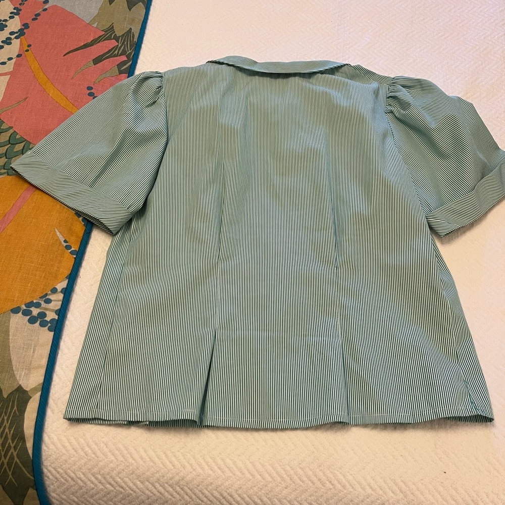 Lili Sidonio NWOT Mint Button Down Shirt for Women - Picture 8 of 10